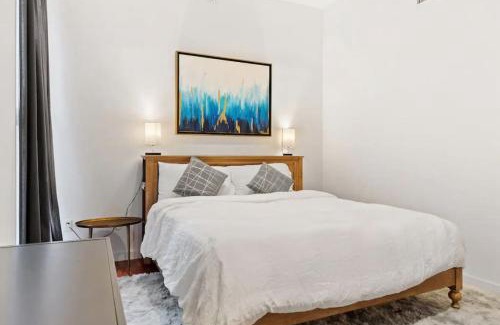 Center City East House | Luxurious Condo, Amazing Location