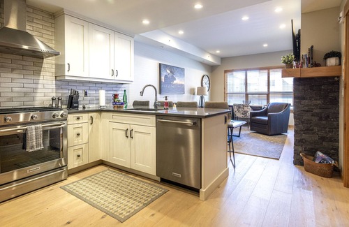 Canmore Condo | Luxurious Condo in the Heart of Canmore