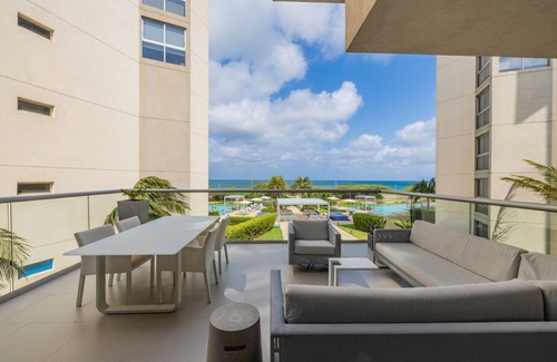 Palm Beach Condo | Luxurious condo with a perfect ocean and sunset view