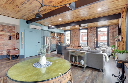 Murphy Apartment | Luxurious Downtown Murphy Vacation Rental Loft!