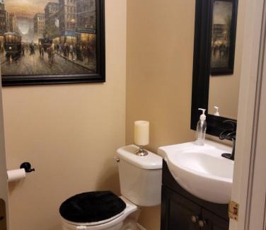 Highlands Ranch House | Luxurious Highlands Ranch Home with private hot tub