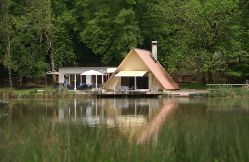 Delain House | Luxurious Holiday Home in Delain with bubble bath