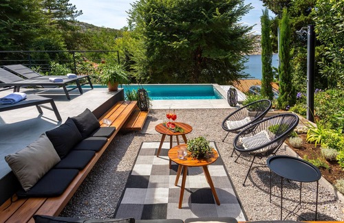 Bakarac House | Luxurious home in Bakarac