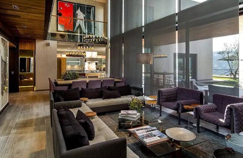 Centro House | Luxurious house with extraordinary view of the lake