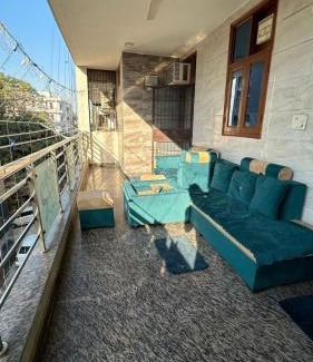 South West Apartment | Luxurious house near Yashobhoomi