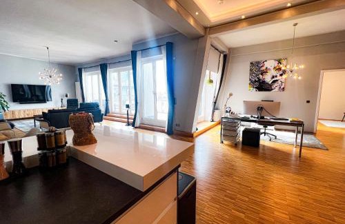 Friedrichshain-Kreuzberg Apartment | Luxurious, huge designer Loft, central Kreuzberg