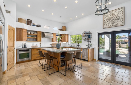 Val Vista Lakes House | Luxurious Lake House | Full Amenities, Pool + Lake