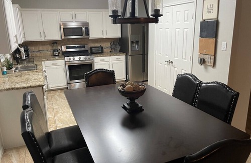 Northeast Houston House | Luxurious Large Modern Home, heated spa and pool