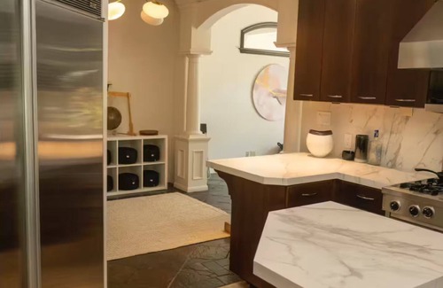 Belmont Heights House | Luxurious Mansion Wellness Sanctuary- Room- by the Beach