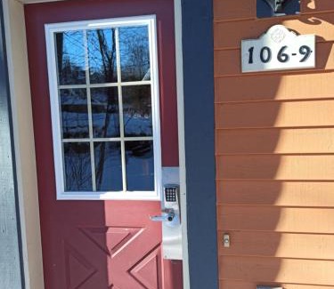 Mont-Tremblant House | luxurious Mont tremblant 2bd 2bth