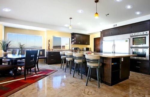 Salsipuedes House | Luxurious Oceanfront Villa Perfect for Large weddings, family group and Retreat