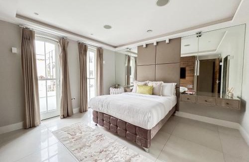 Bayswater Apartment | Luxurious Penthouse Apartment in Prime Location