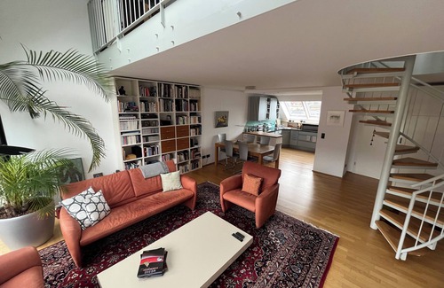 Ludwigsvorstadt House | Luxurious penthouse in the heart of Munich, 200 sqm, 3 bedrooms, 3 bathrooms