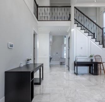 Steveston House | Luxurious Private Rooms in Richmond