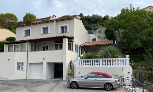 La Turbie Villa | Luxurious, Quiet, and Peaceful, 3 floor villa, 5km from Monaco