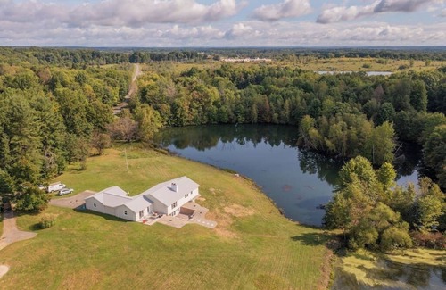 Mercer House | Luxurious retreat for body&soul/king suite/hot tub