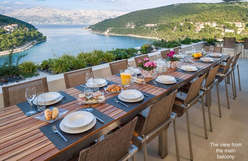 Pucisca Villa | Luxurious Seaside Villa. Stunning Views. Private Pool. Spacious Outdoor Living