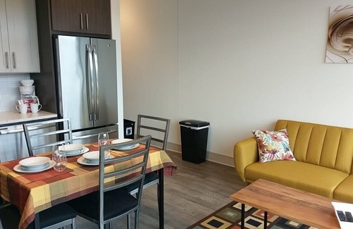 Southgate Apartment | Luxurious Stay At Houston Medical Center