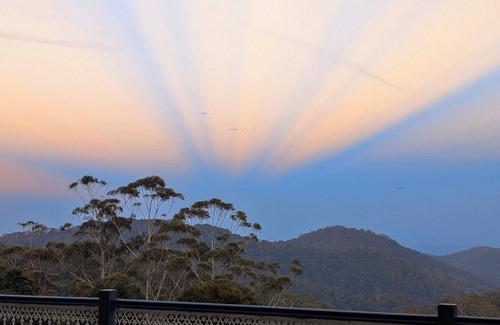 Mount Glorious House | Luxurious stay in Mt Glorious rainforest, 30mins from Brisbane