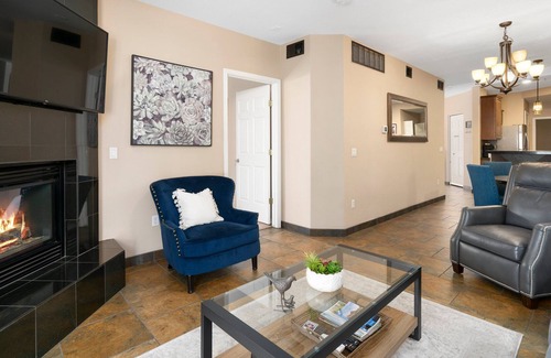 Superstition Springs House | Luxurious Superstition Springs condo in Mesa