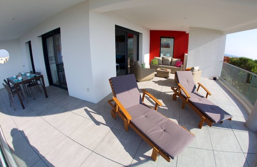 Argeles Plage Apartment | LUXURIOUS T3 OF 70m2- AIR-CONDITIONED - ON THE BEACH-GRANDETERRASSE- WIFI-