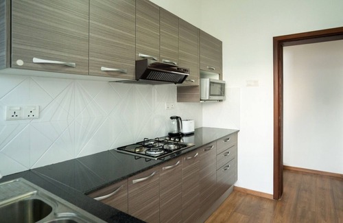 Wellawatta North Apartment | Luxurious three bedroom studio apartment in Colombo