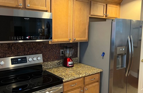 Daytona Beach Condo | Luxurious 3 bed 2 bath Penthouse Condo with amazing Ocean and Intracoastal views
