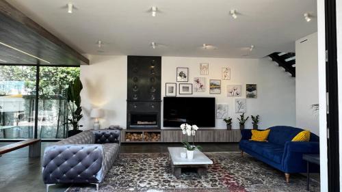 Los Angeles Villa | Luxurious Venice Oasis Home