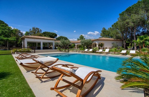 Les Brugassieres Villa | Luxurious Villa in the Golf of ST Tropez