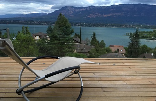 Le Bourget-du-Lac Villa | Luxurious Villa Overlooking Lac Bourget