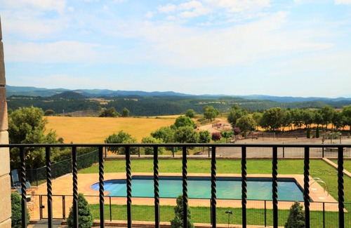 Olost House | Luxurious villa of high standard with room for 20 persons. Large garden & pool