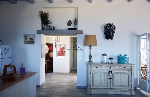 Kea Villa | Luxurious Villa on the waterfront with a pool and direct access to the sea