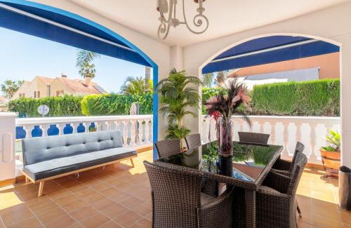 Valverde Alto Villa | Luxurious Villa with communal Pool near the sea