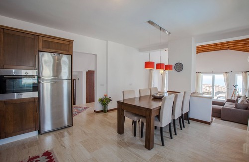 Kas Villa | Luxurious villa with pool in a stunning location by the sea