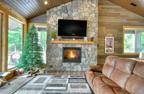 Ridgefield House | Luxurious Waterfront Retreat with Private Pond!