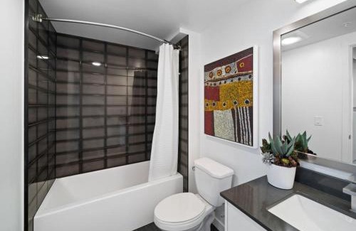 Downtown Seattle Apartment | Luxury 1 Bedroom 1Bath Convention Center