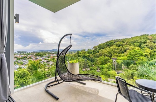 Cherngtalay Villa | Luxury 12 Bed Villa, Sleep 12-30 pax, Infinity Pool, Private Chef, Bar, Cinema,