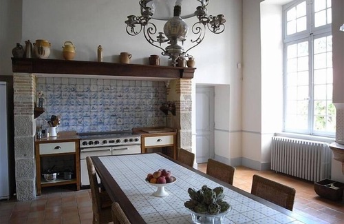 Le Fousseret House | Luxury 18c Chateau, 10 Bedrooms, Sw France, Views to Pyrenees