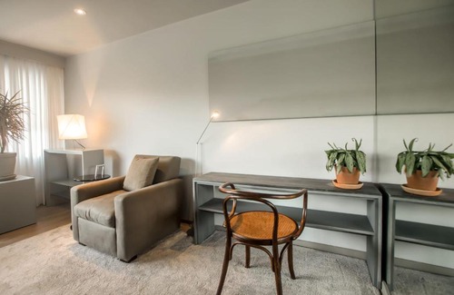 San Isidro Apartment | Luxury 1BR at Lima Golf Club