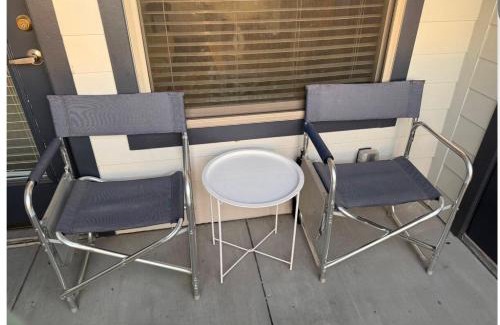 Houston Apartment | Luxury 1BR With Balcony Near Airport