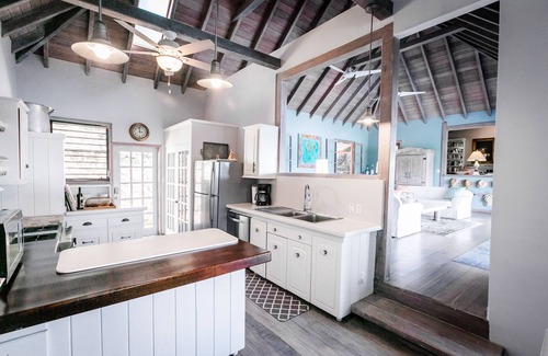 Freemans Bay Villa | Luxury 2 Bd Villa, Beach, Cottages Available, English Harbour, Moondance Antigua