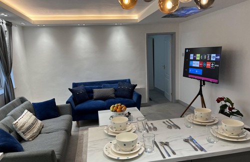 Sutton Coldfield Apartment | Luxury 2 Bed Apartment in Royal Sutton Coldfield