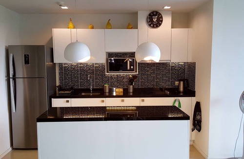 Nong Kae Apartment | Luxury 2 bed apartment - Golf Course, Pool, and partial sea views.
