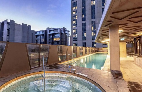 Adelaide Central Business District Apartment | Luxury 2 bedroom apartment