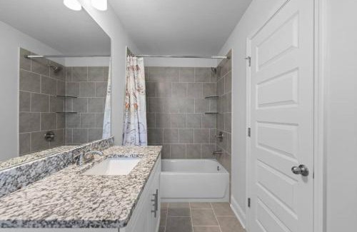 Lawrenceville House | Luxury 2 bedrooms, 2.5 baths