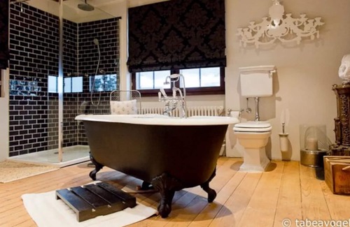 Horgen District House | Luxury 250 yr old Swiss winefarm with charming cellar
