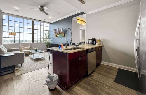 Olde Kensington Apartment | Luxury 2BD | Northern Libs | 2 Beds | Onsite gym