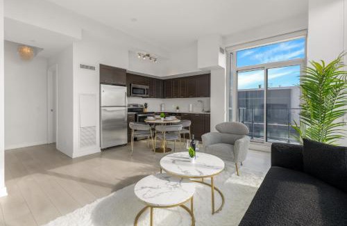 Humber Bay Apartment | *Luxury 2BR-2BA, High Floor, Unobstructed Lake View*