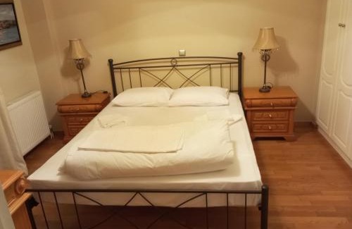 Marousi Apartment | Luxury 2BR Retreat in Marousi
