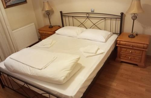 Marousi Apartment | Luxury 2BR Retreat in Marousi